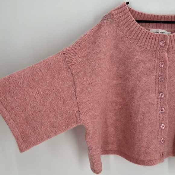 Runway Scout Tammy Knit Boxy Short Wide Sleeve Relaxed Fit Cardigan In Pink - Picture 4 of 6